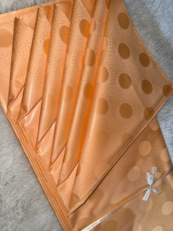BAZIN RICHE GOLD 16 – Image 2